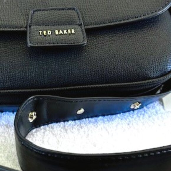 Ted Baker London Rory crossbody in black leather with gold hardware NWT - Picture 8 of 8